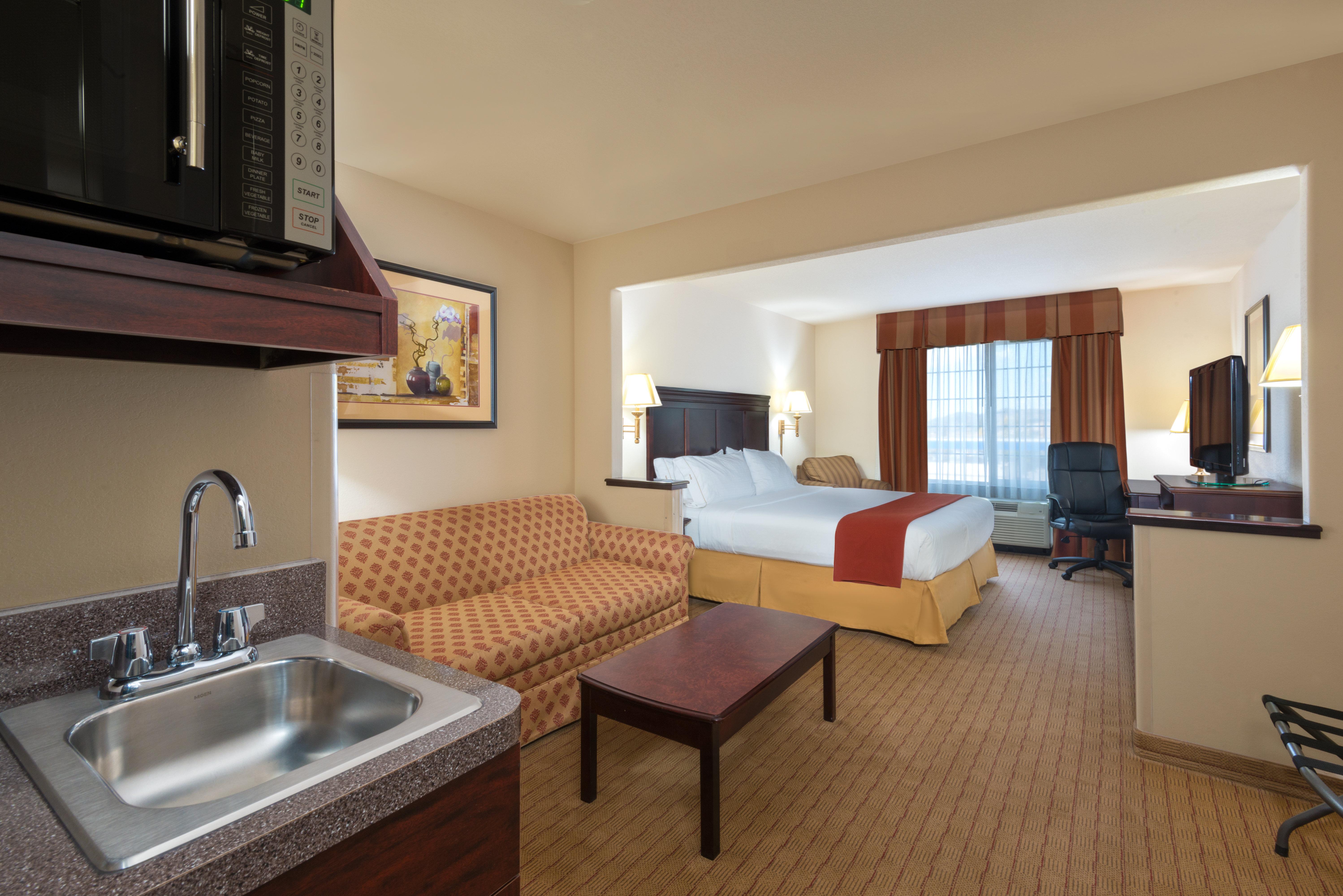 Holiday Inn Express Hotel & Suites Evanston By Ihg מראה חיצוני תמונה