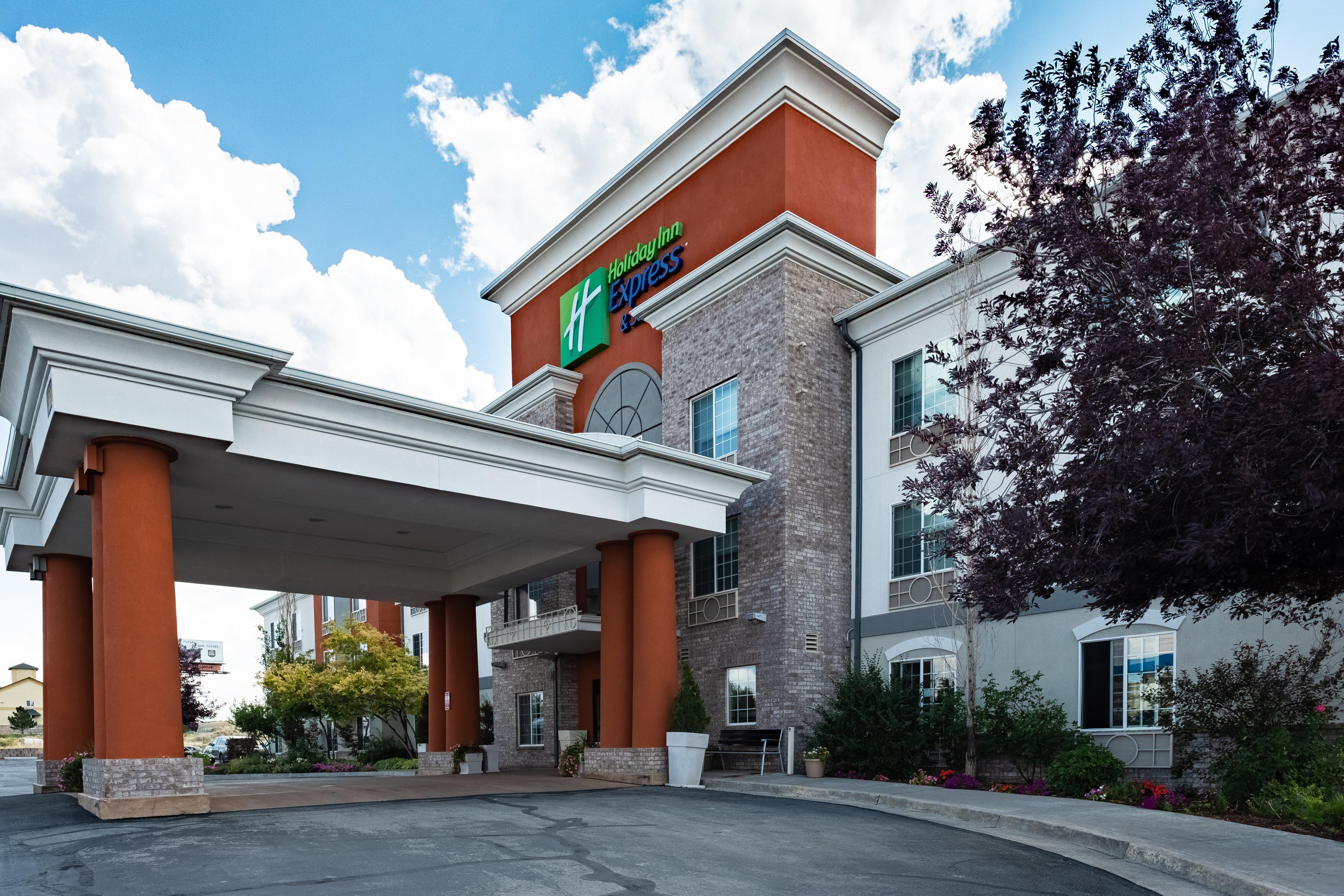 Holiday Inn Express Hotel & Suites Evanston By Ihg מראה חיצוני תמונה