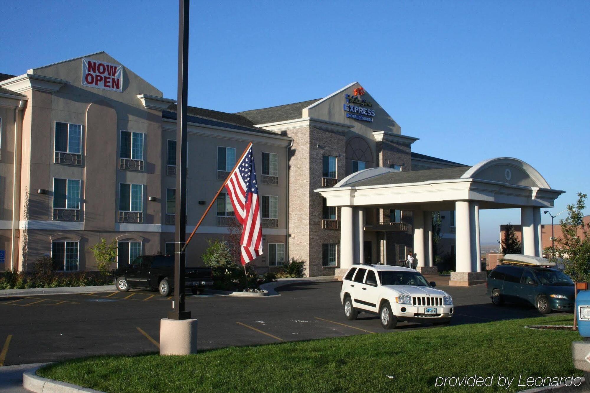 Holiday Inn Express Hotel & Suites Evanston By Ihg מראה חיצוני תמונה